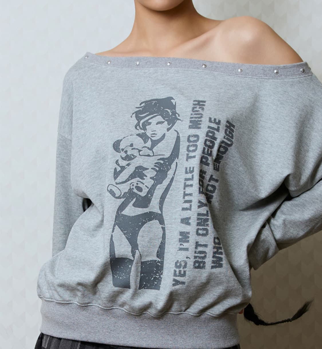 러브이즈트루 원숄더 맨투맨 그레이 상품이미지2