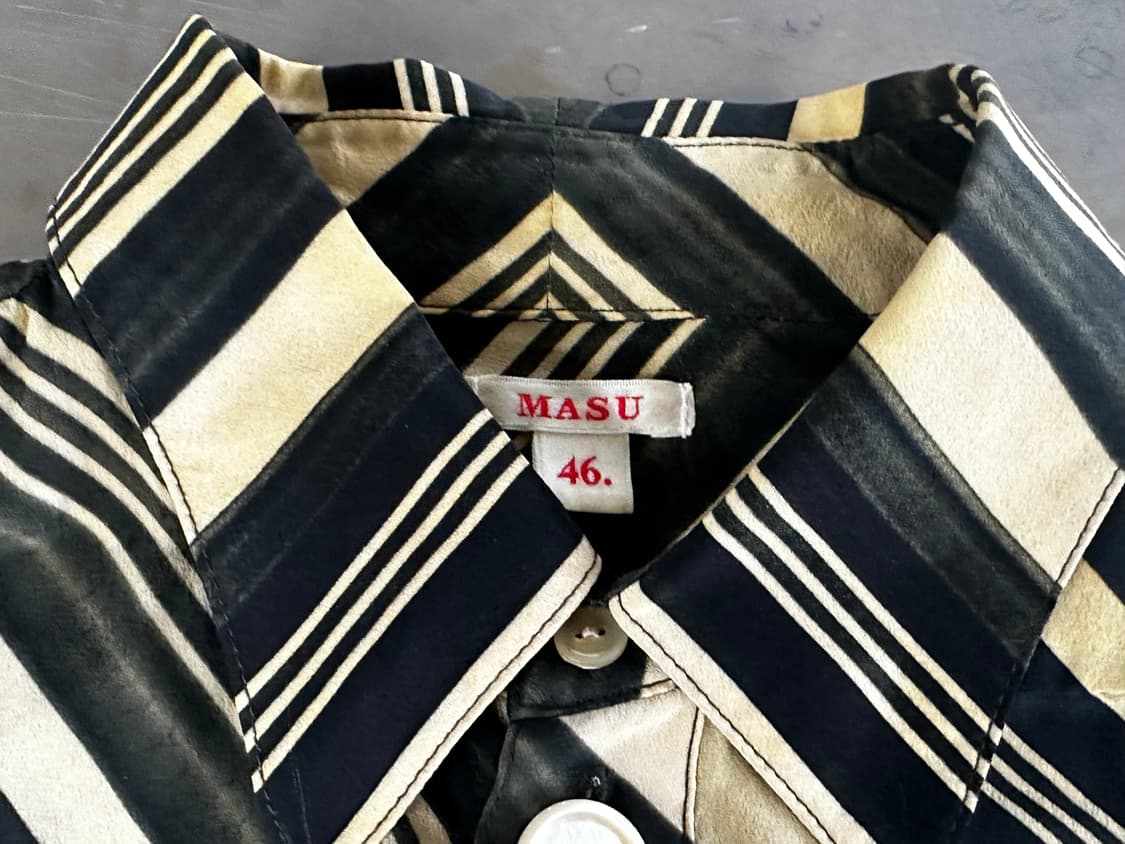 Masu vase pattern shirts 상품이미지4