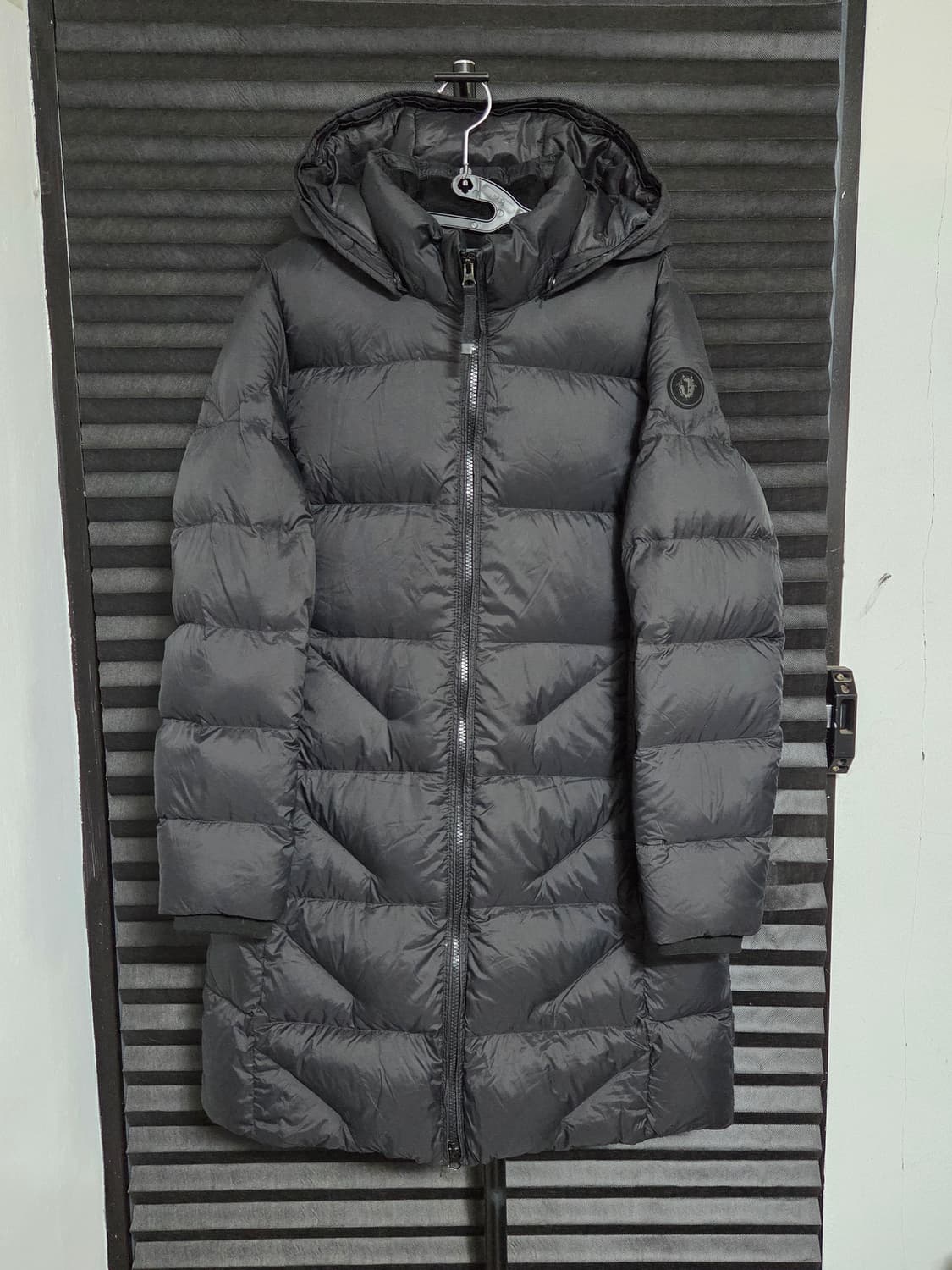 [블랙야크] 다운 하프롱패딩 판매합니다. 상품이미지1