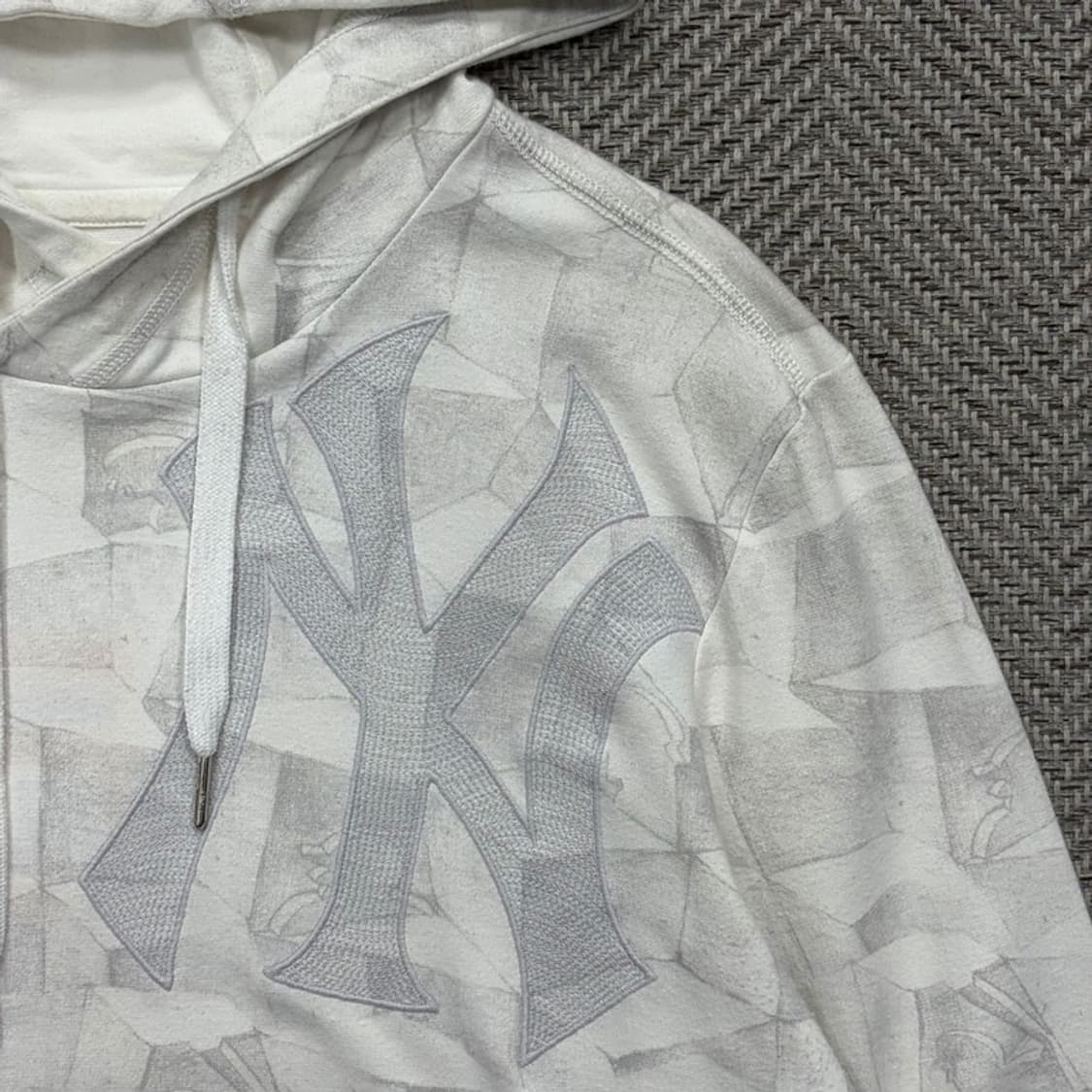 mlb 뉴욕양키즈 자수 후드티 v2319 상품이미지5