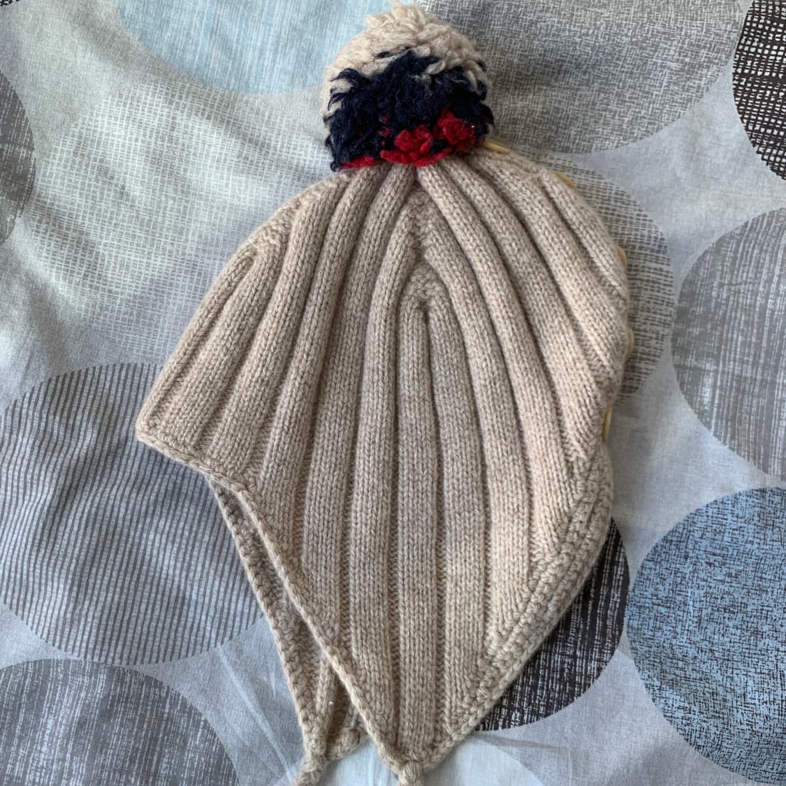 버튼 이어플랩 비니 상품이미지3