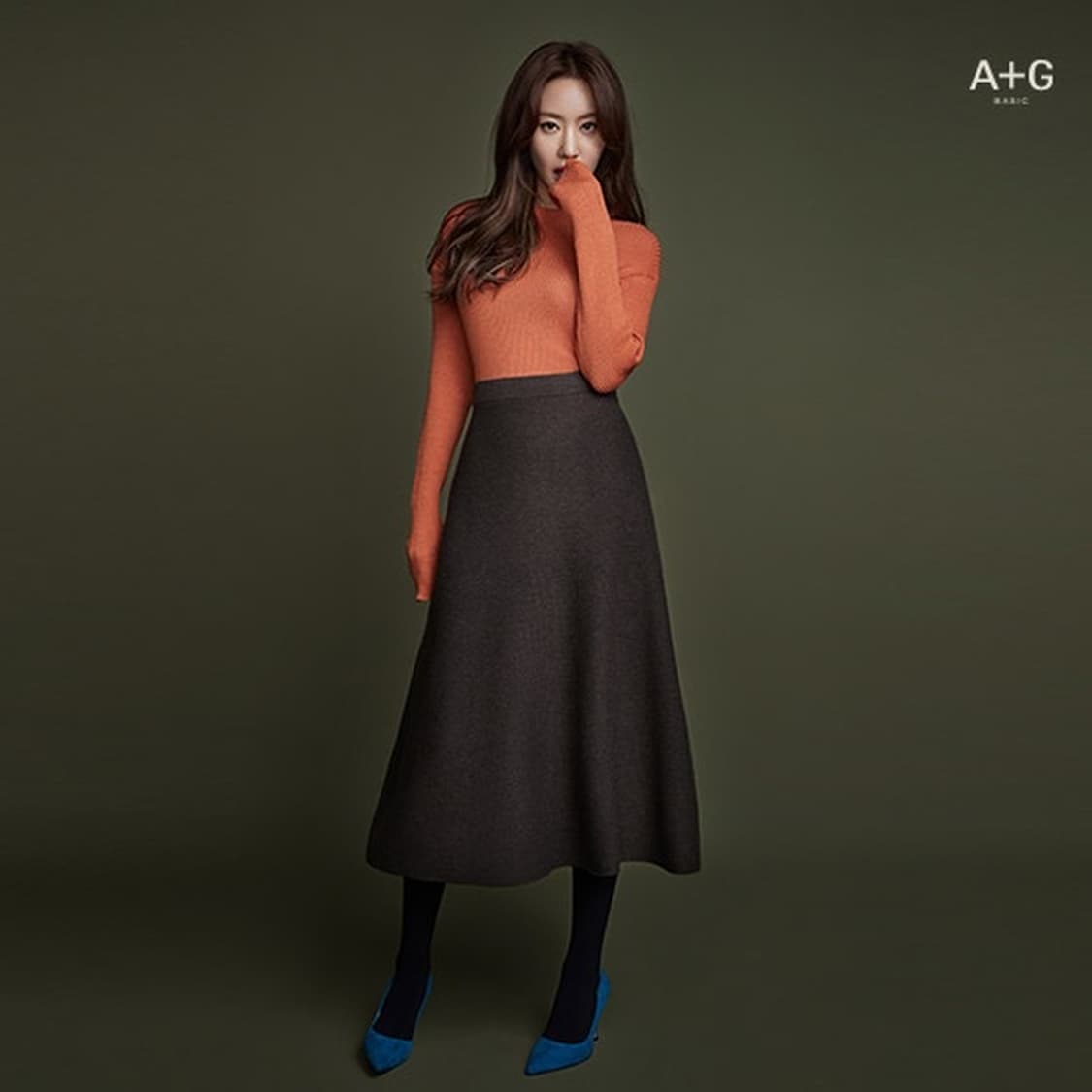 [M(66)] 더엣지 울 100 홀가먼트 니트 스커트 블랙 상품이미지3