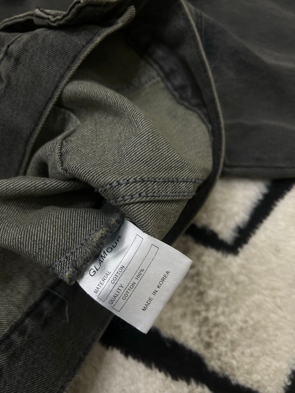 [실측2XL]Glamour 투포켓 흑청 데님 트러커 자켓 상품이미지5