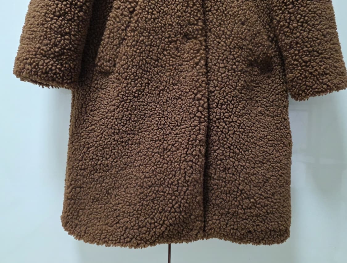 비씨비지 OATMEAL BROWN 쉐르파 뽀글이 롱코트 M
 상품이미지6