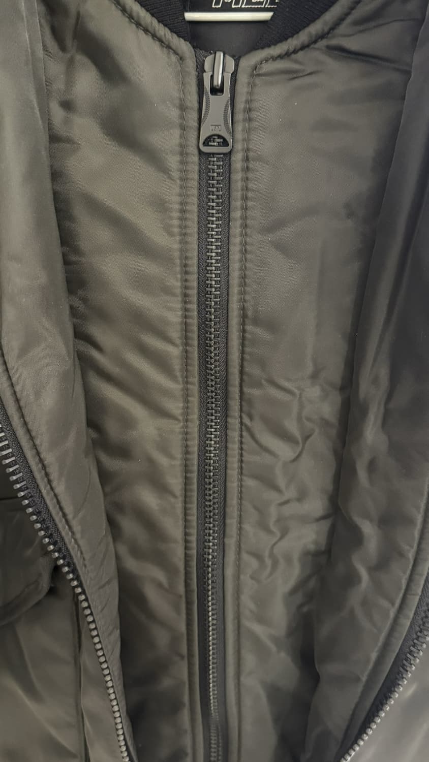 엠엘비(MLB) 겨울항공점퍼 상품이미지3