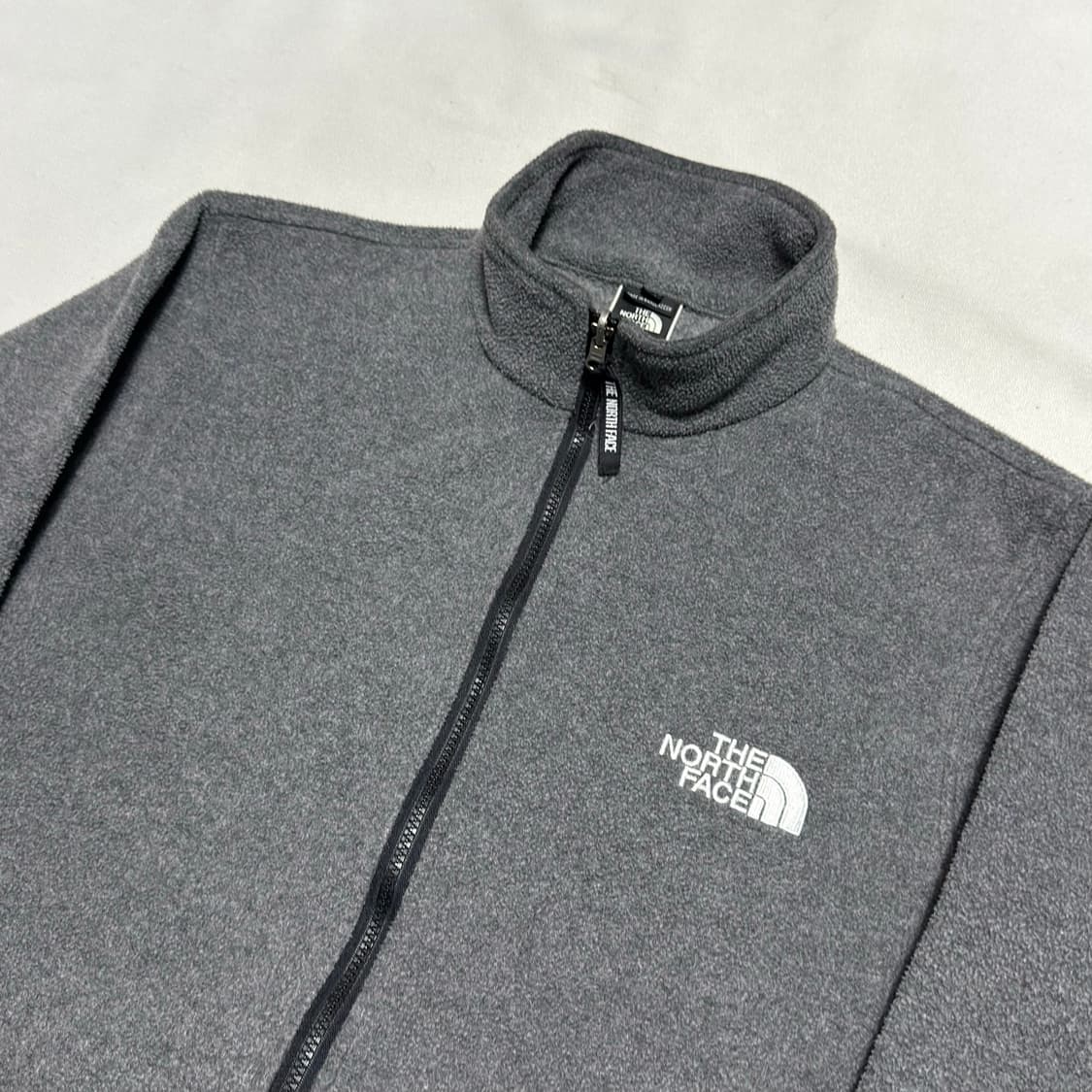 105 노스페이스 그레이 플리스 상품이미지1