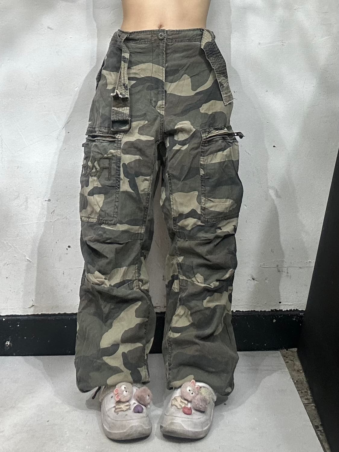 90s 링스펀 빈티지 벨트 와이드 포켓 디테일 프린팅 밀리터리 카모 팬츠 상품이미지2