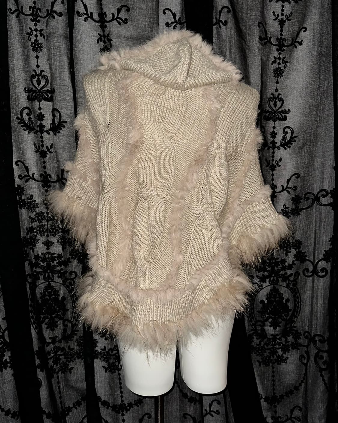 rabbit fur brown cape 상품이미지4