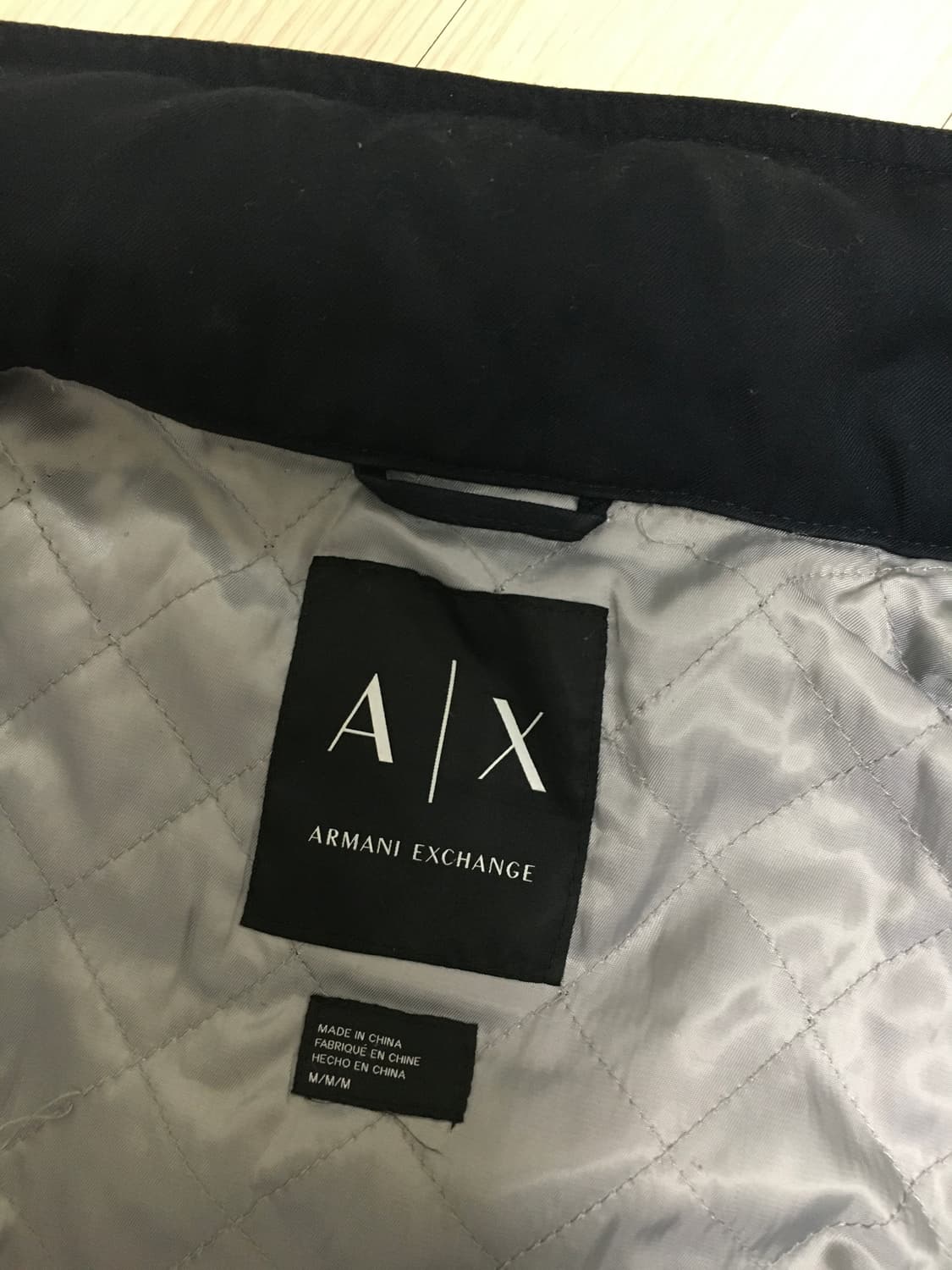 아르마니 익스체인지 M-65 자켓 야상 네이비 색상 판매합니다 상품이미지10