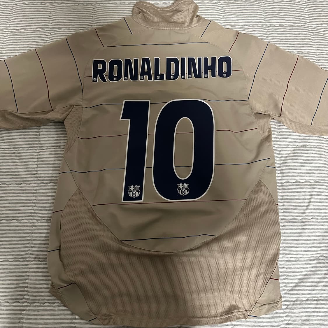 바르셀로나 03-05 어웨이 호나우지뉴 상품이미지5