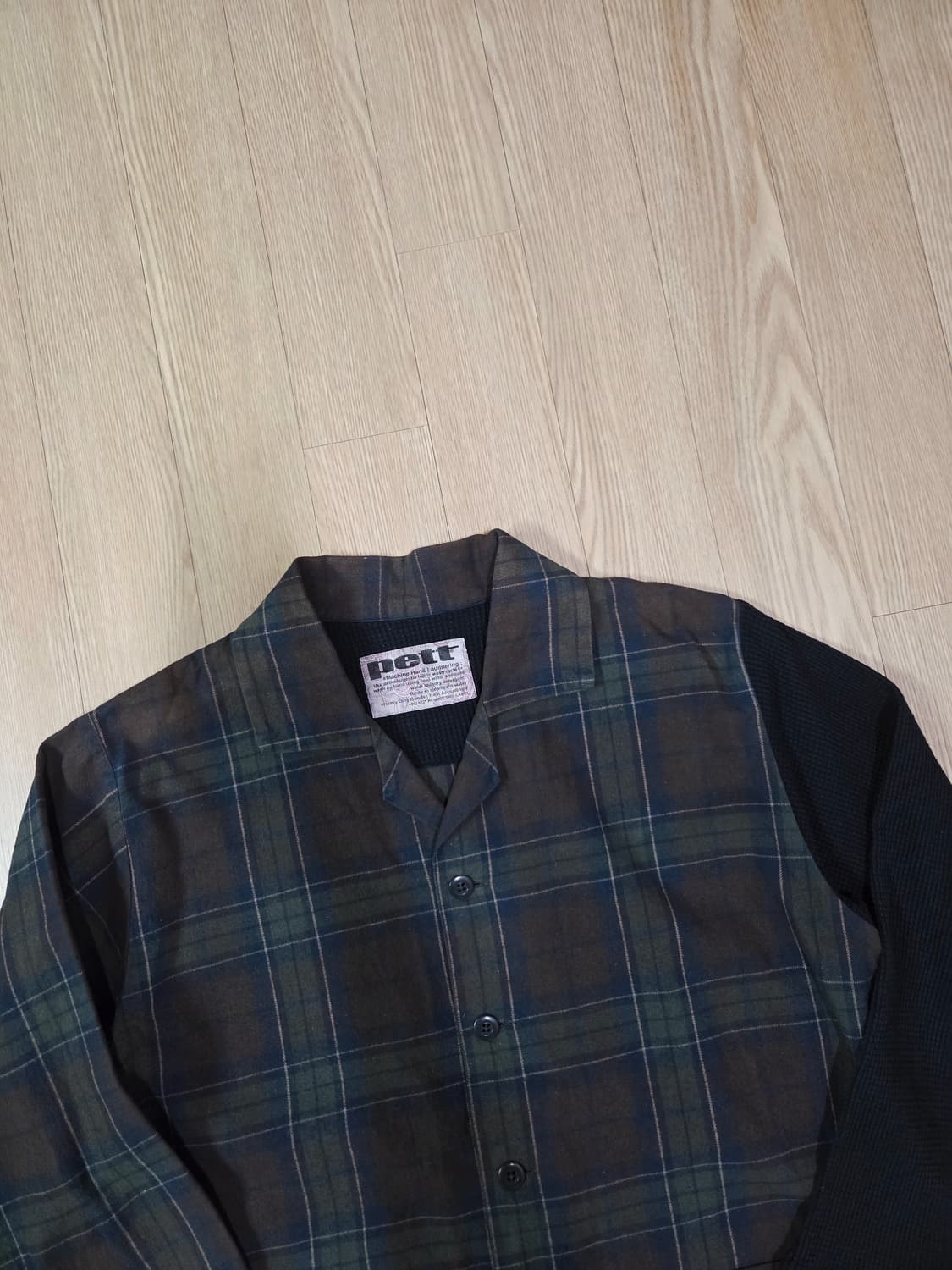 pett japan 배색 니트 비대칭 슬리브 워크 재킷 상품이미지2