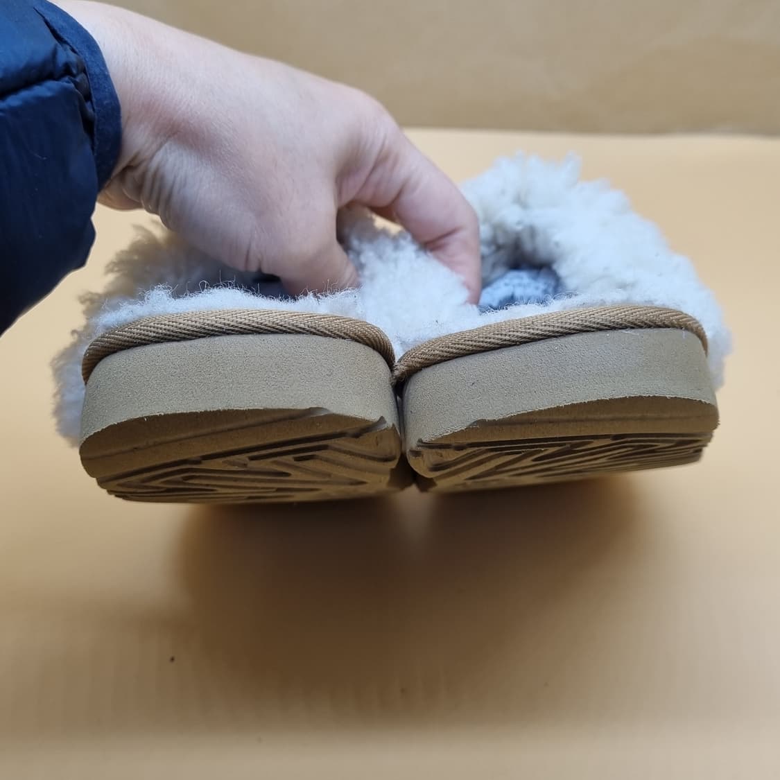 UGG 어그 슬리퍼220 상품이미지4