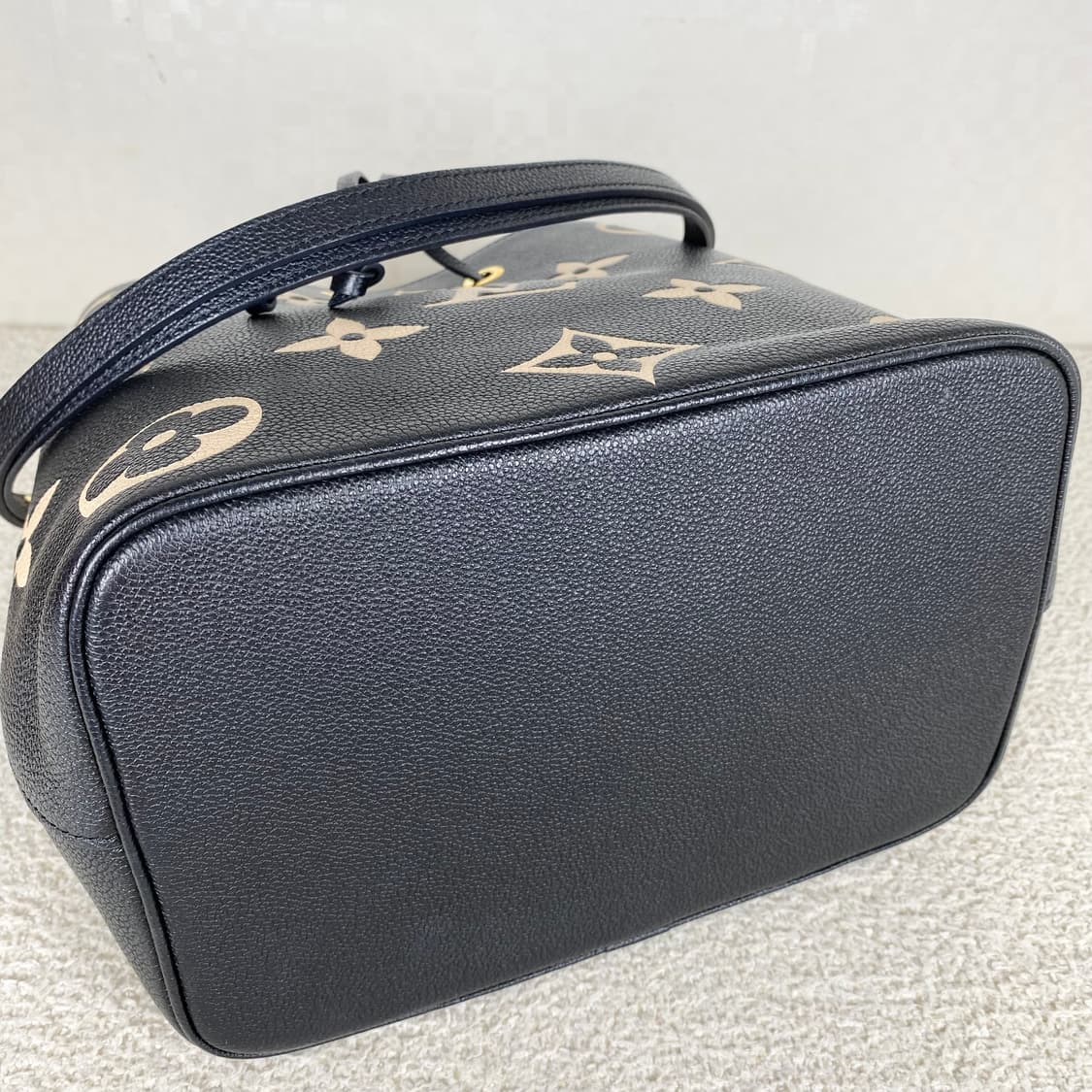 루이비통 네오노에 mm 바이칼라 상품이미지8