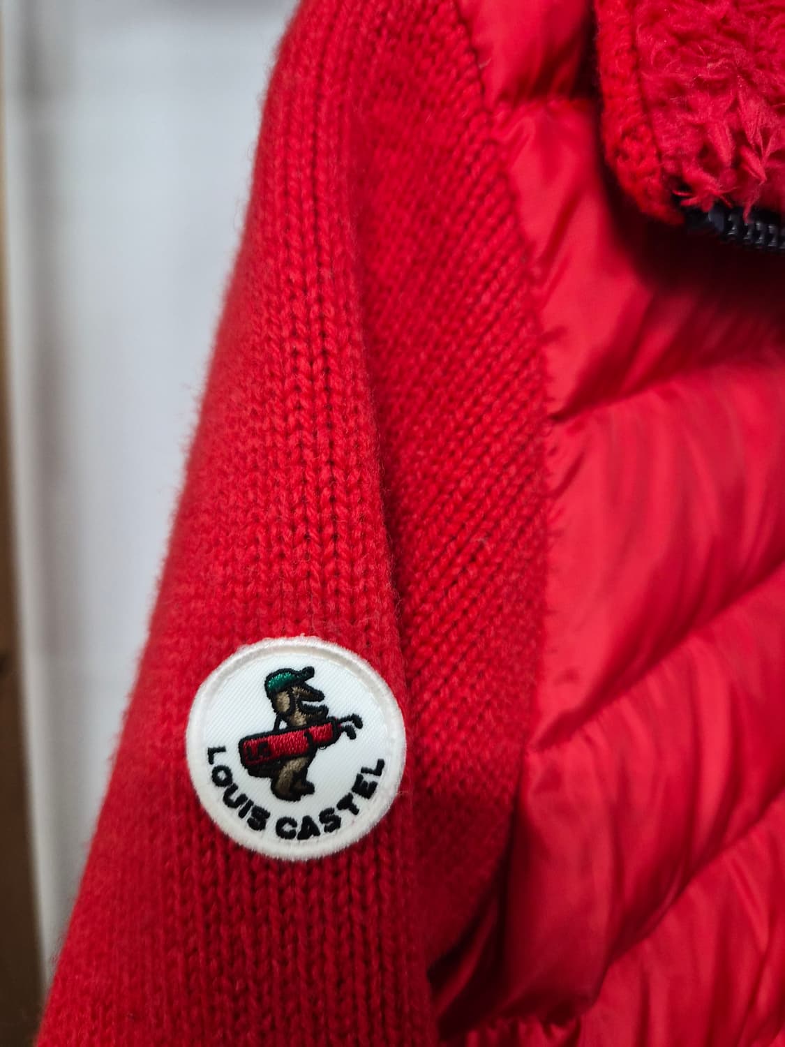 루이까스텔  구스방풍 집업니트. 상품이미지4