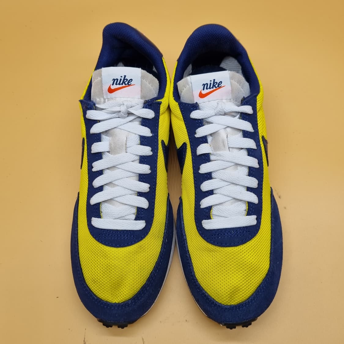 나이키 테일윈드79 네이비옐로우 260. 상품이미지2