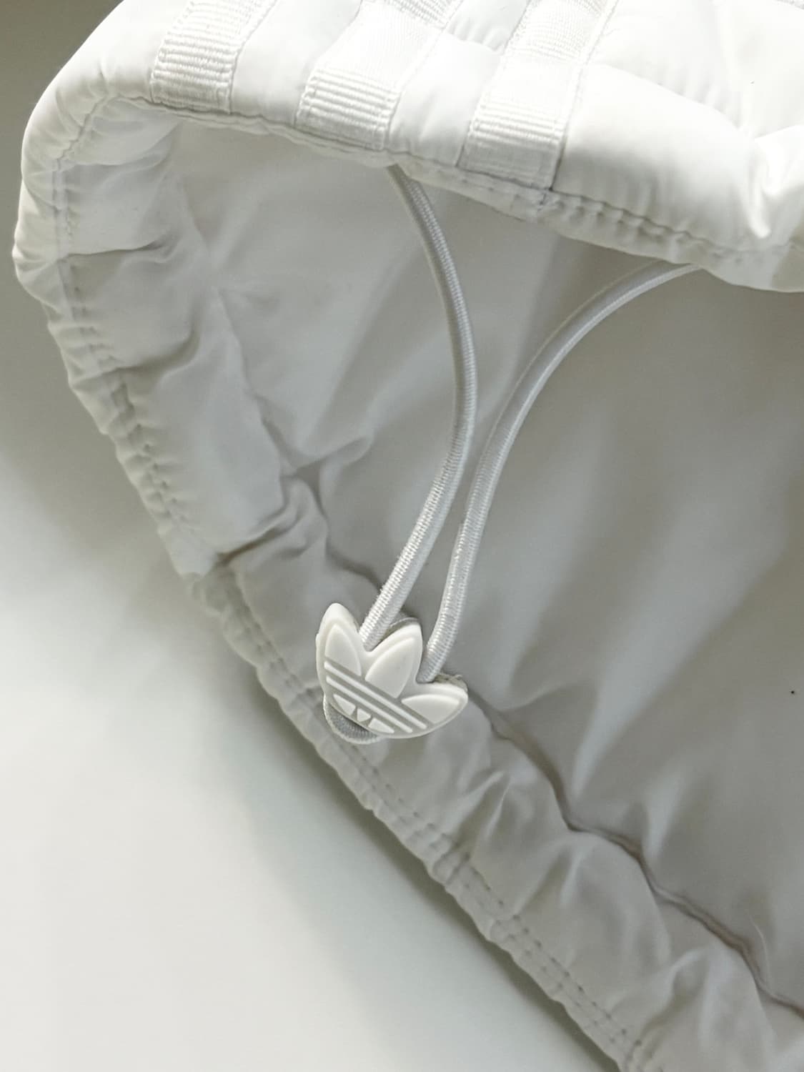 Adidas 아디다스 화이트컬러 와펜 패딩 자켓 상품이미지7