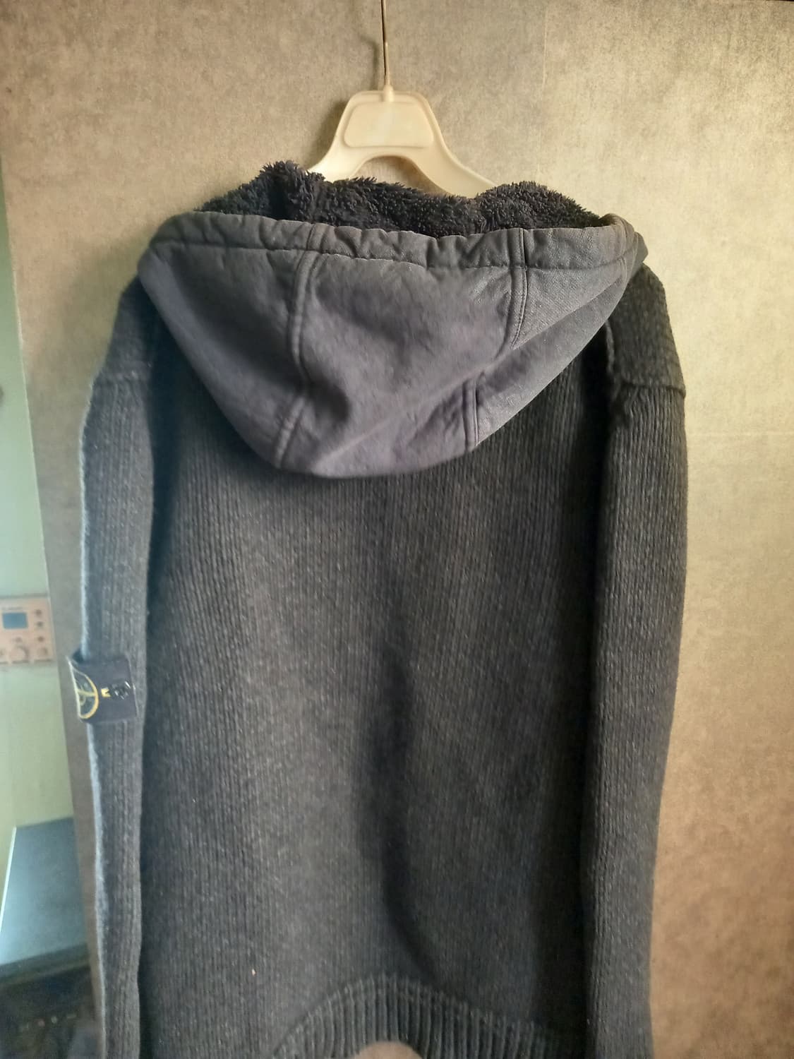 스톤아일랜드 후드 집업니트100 상품이미지2