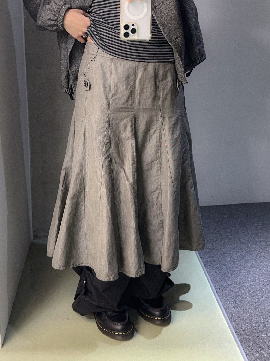 silky gray button skirt 상품이미지5