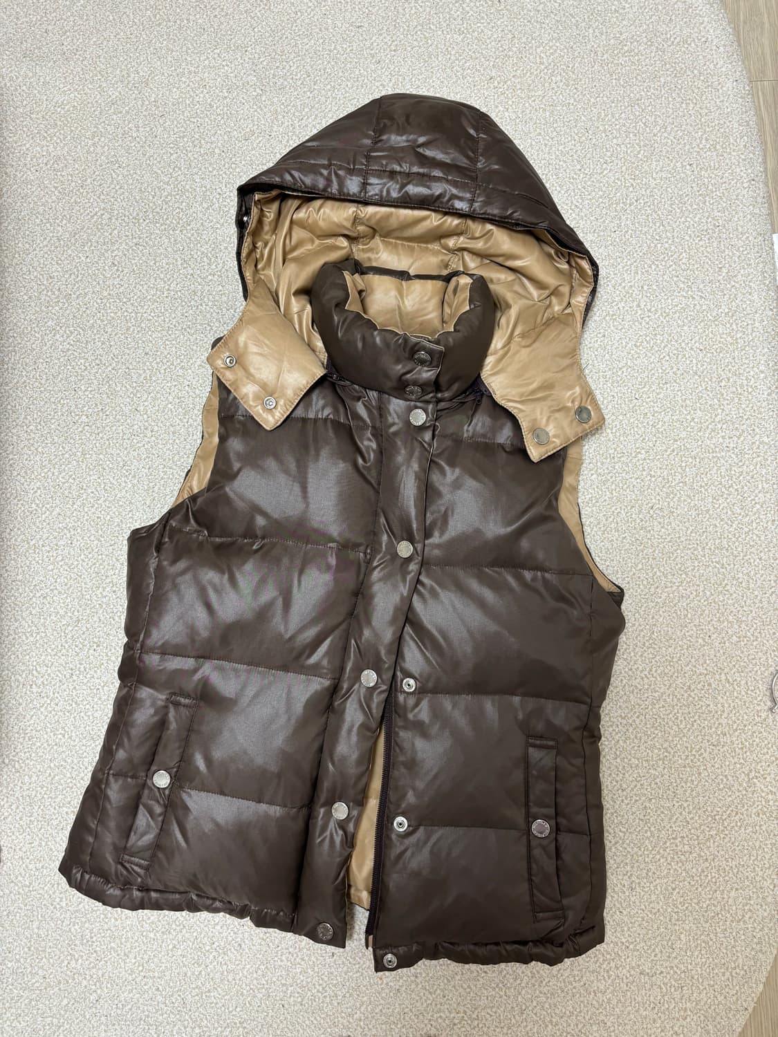 타미힐피거 리버시블 패딩조끼 브라운 상품이미지1