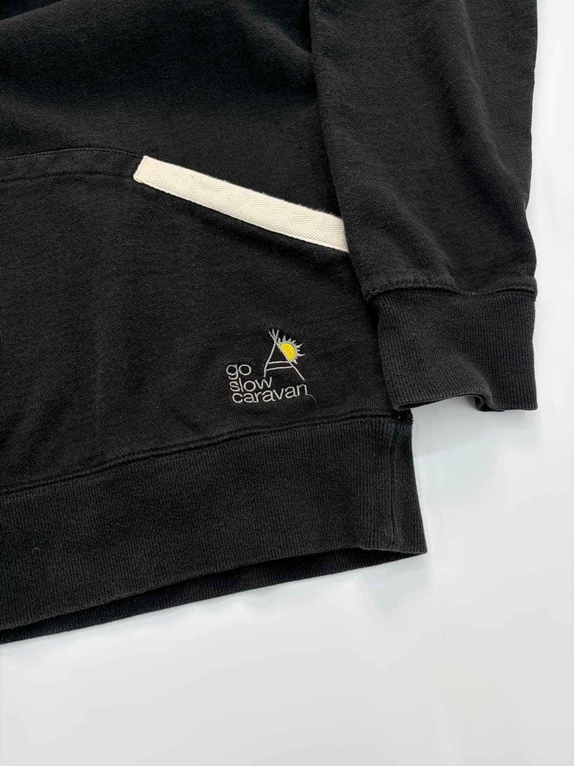 go slow caravan 스냅넥 후드 스웻셔츠 상품이미지3