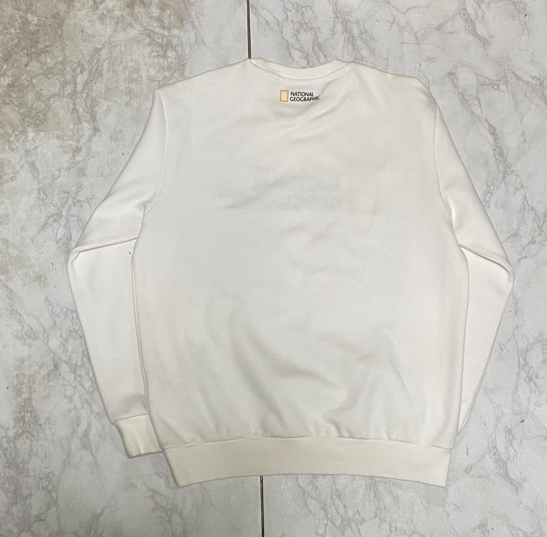 네셔널지오그래픽 맨투맨티 사이즈 100 상품이미지4