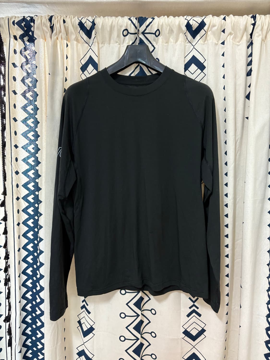 uvu 서울 마라톤 롱슬리브 러닝 탑 상품이미지2