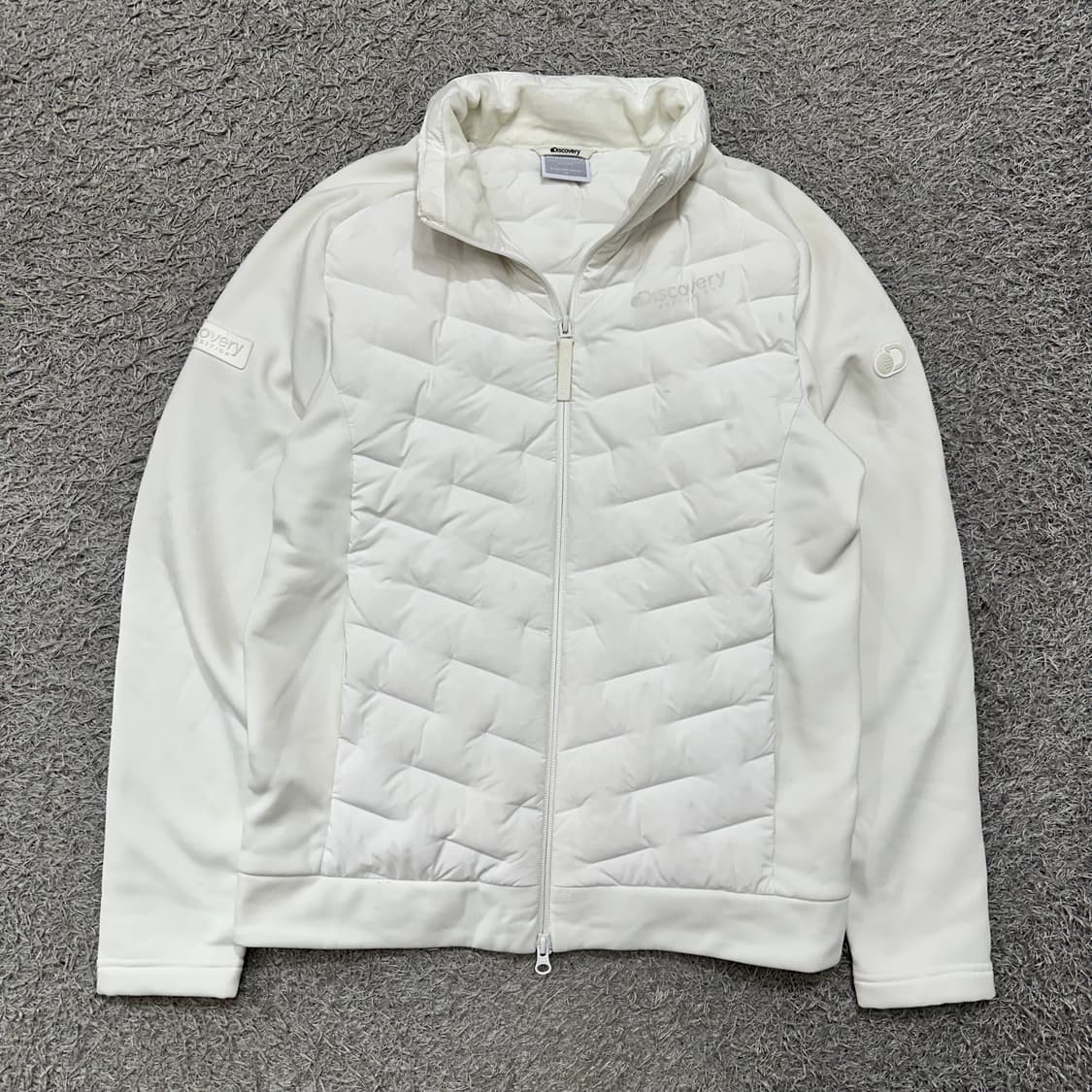 [95] 디스커버리 경량패딩 상품이미지2