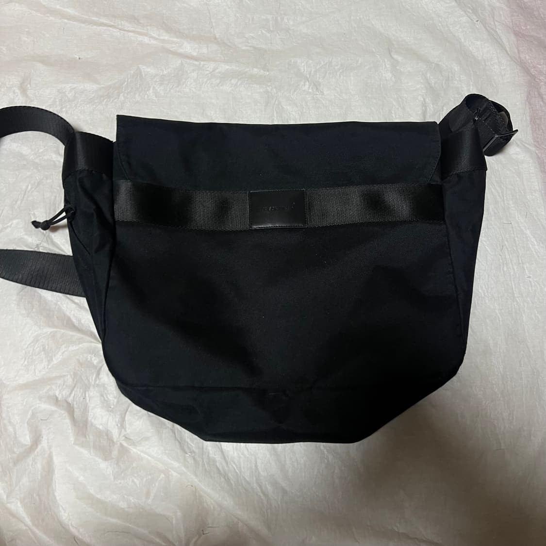 메종미네드 메신저백 상품이미지2