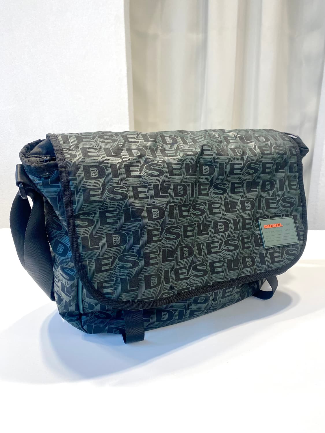 Diesel Messenger Bag 디젤 메신저백 후루츠패밀리