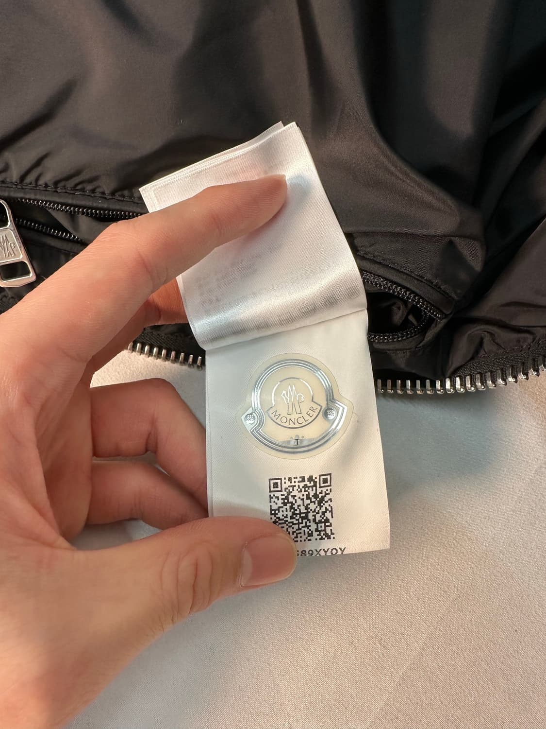 몽클레어 아미오 패딩 2  상품이미지10