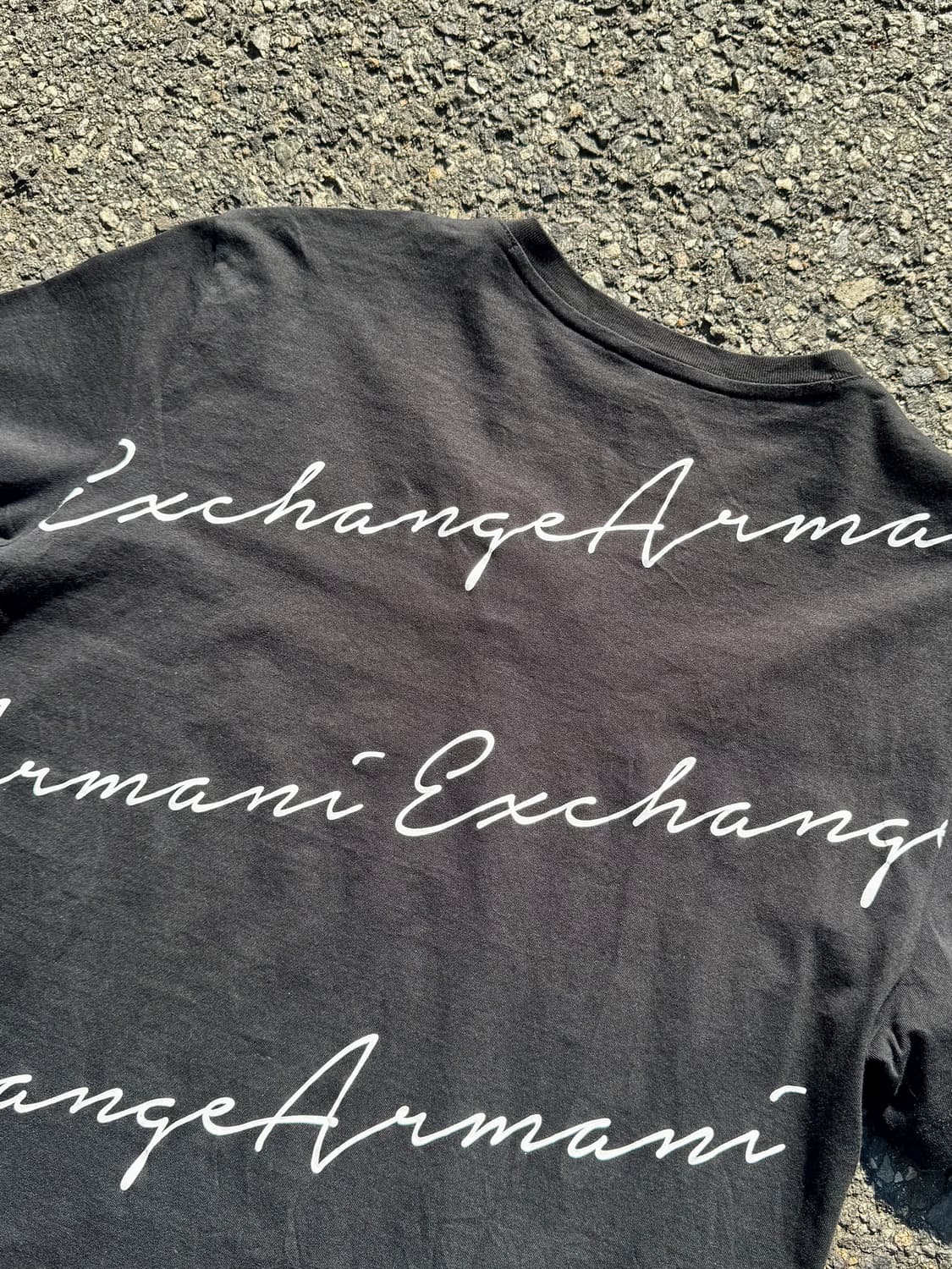 Armani Exchange – Logo V-Neck T-Shirt 상품이미지7