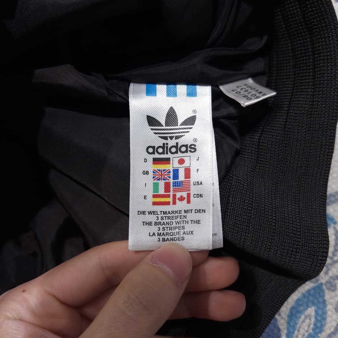 아디다스 00s 블랙 베이지 스카이블루 카키 배색 유광 오리털 패딩 점퍼 상품이미지7