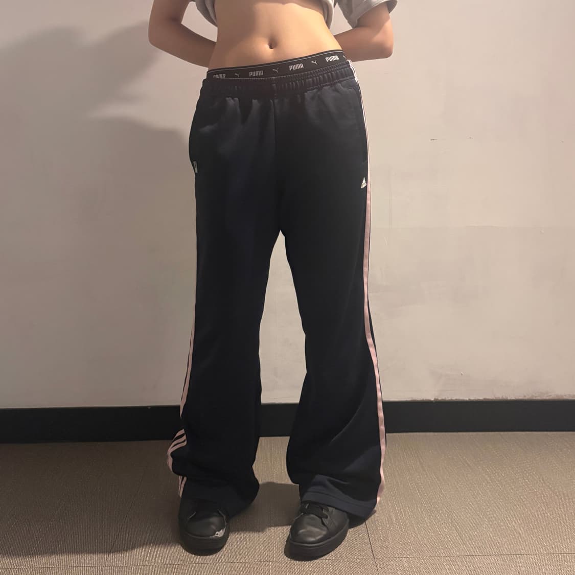 아디다스 핑크 네이비 부츠컷 와이드 트레이닝 트랙 팬츠 딸기우유 y2k 상품이미지2