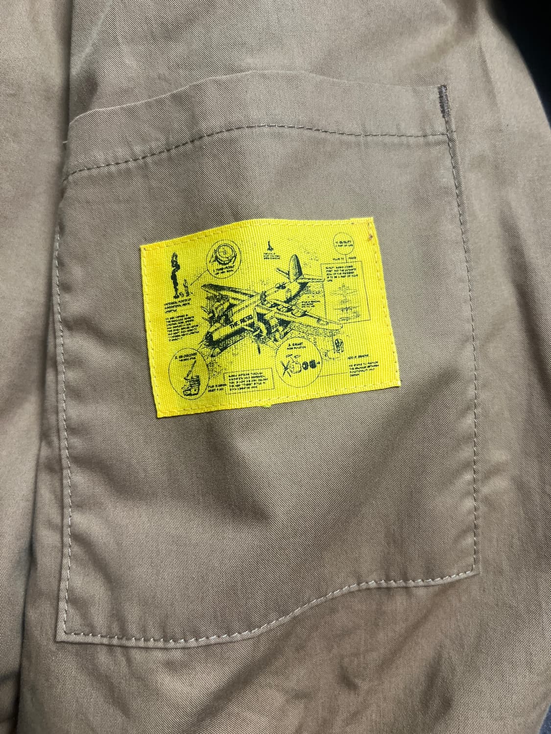 더레스큐 플라이트 봄버 자켓 L(100-105) 팝니다 상품이미지3