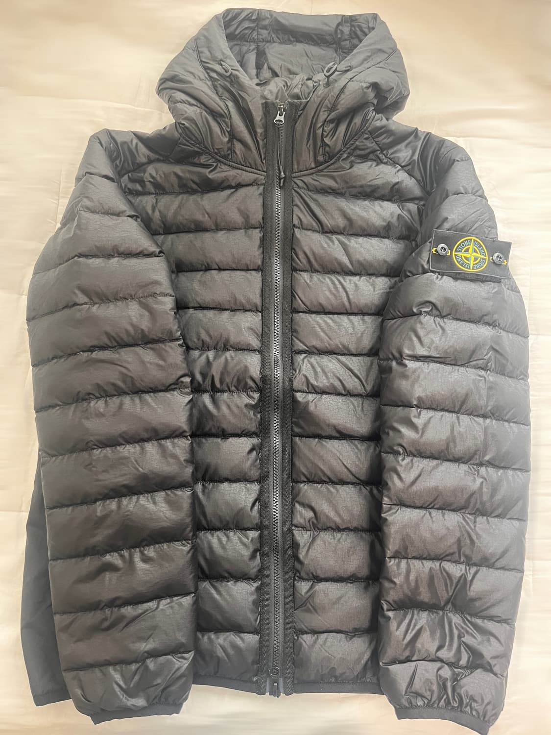 스톤아일랜드 룸우븐 경량패딩 상품이미지1