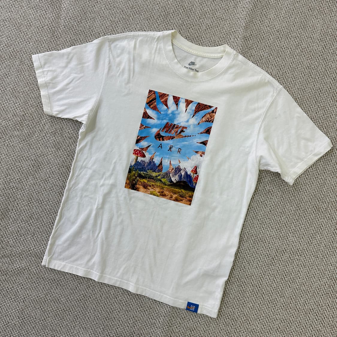 M 나이키 서퍼 반팔티 화이트 0326D  상품이미지1