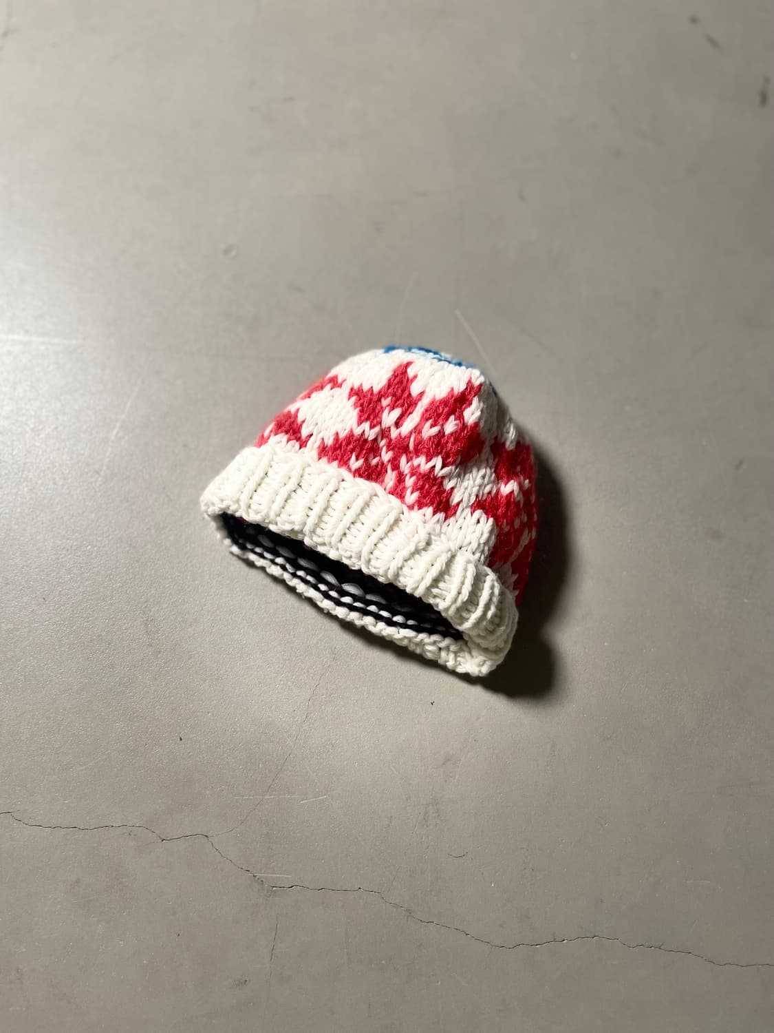 Hand Knit Nordic Pattern Beanie 상품이미지1