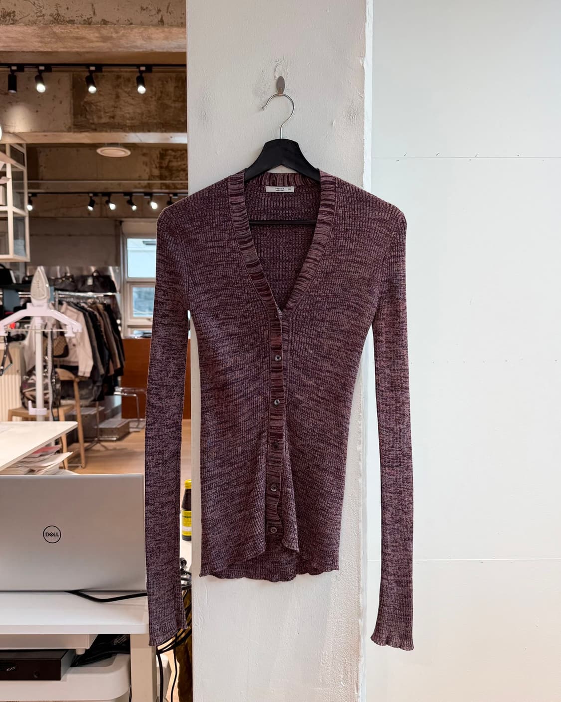 프라다 퍼플 슬림핏 니트 가디건  상품이미지2
