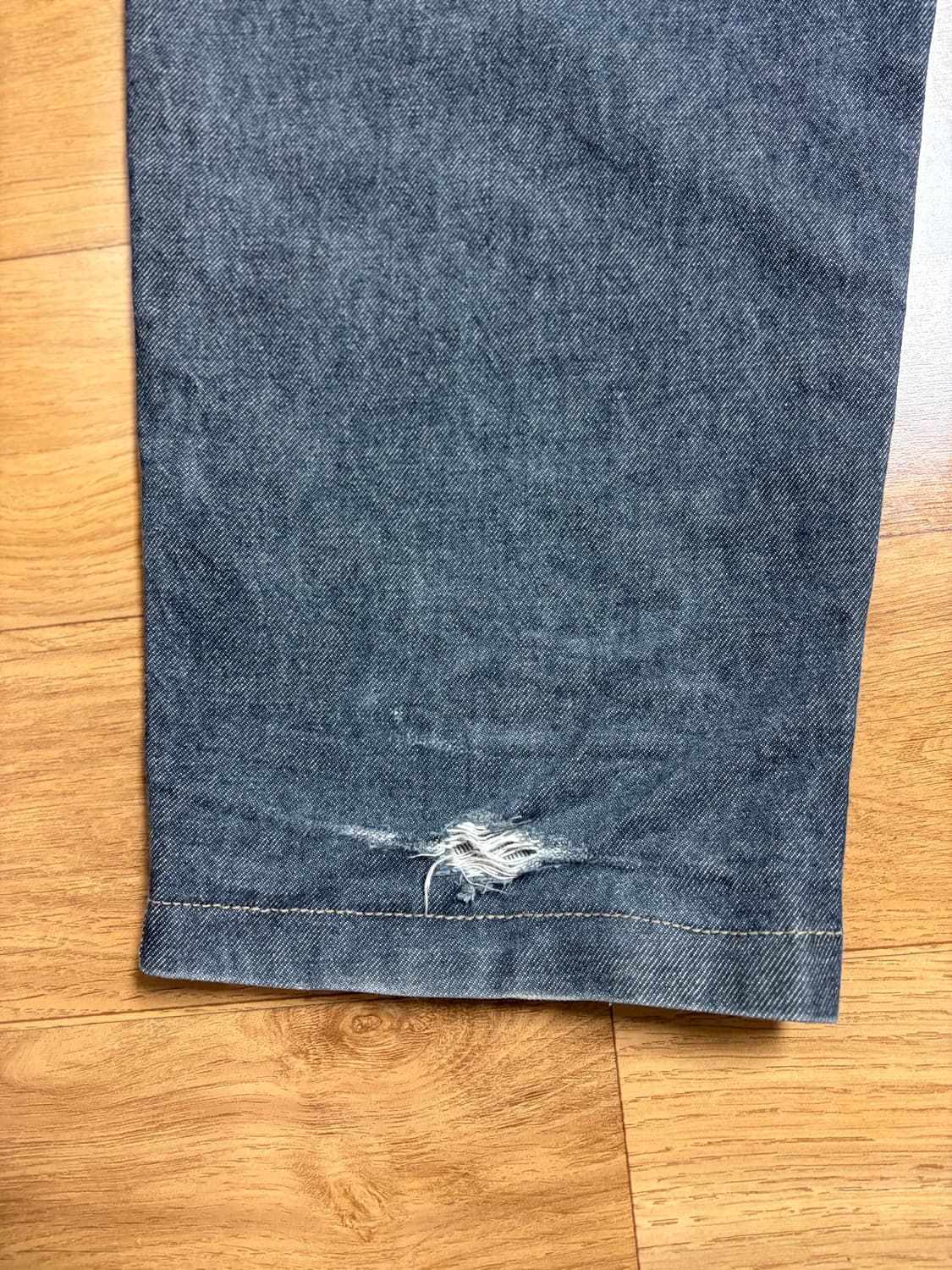 펠레펠레 디테일 바지입니다 상품이미지4