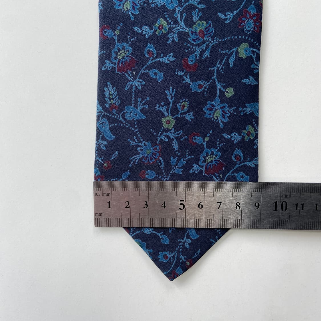 티파니앤코(tiffany&Co) 명품 정품 넥타이 상품이미지8