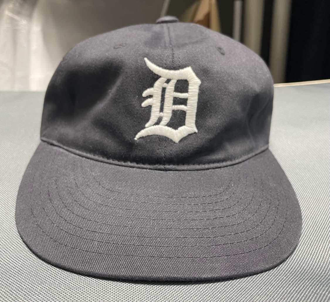 도넛리벤지 D LOGO CAP 새상품 상품이미지3