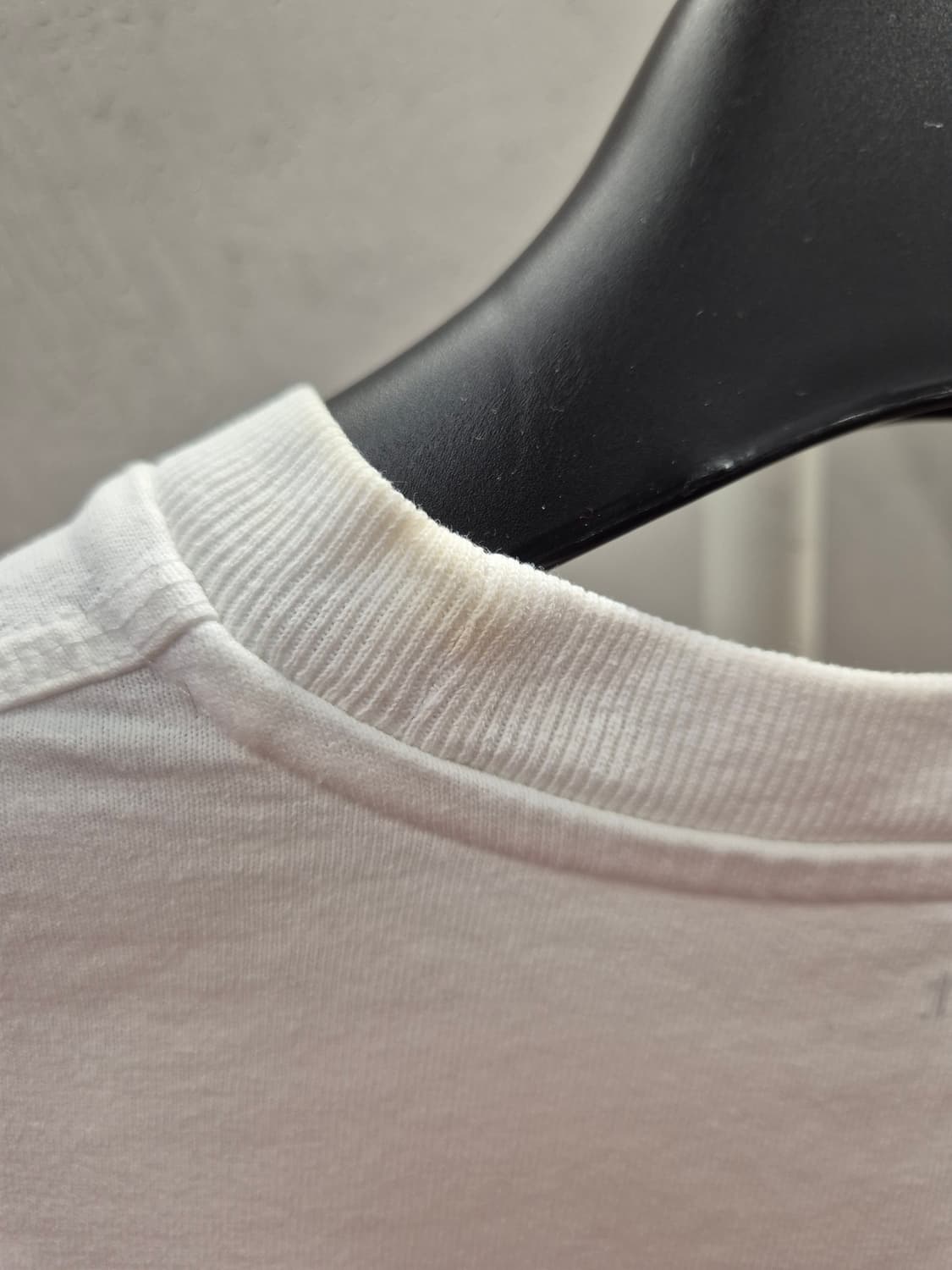 칼하트 화이트반팔 버건디로고 M 상품이미지4