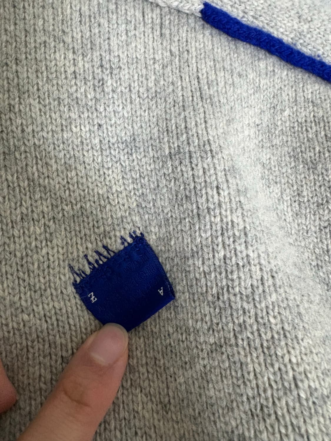 자더에러 니트-sm 상품이미지5