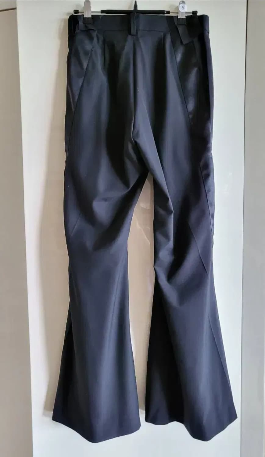 사카이 Sacai 수팅 컬렉션 플레어 팬츠 상품이미지5