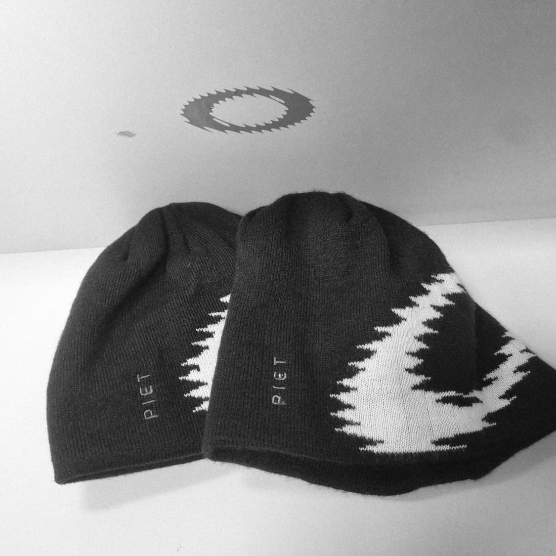 오클리 x 피에트 스태틱 비니 상품이미지7