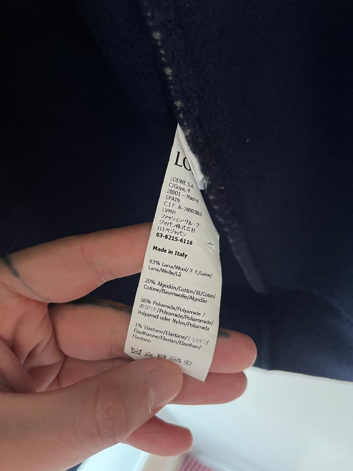 로에베 오픈 백 스터드 스웨터 가디건 상품이미지7