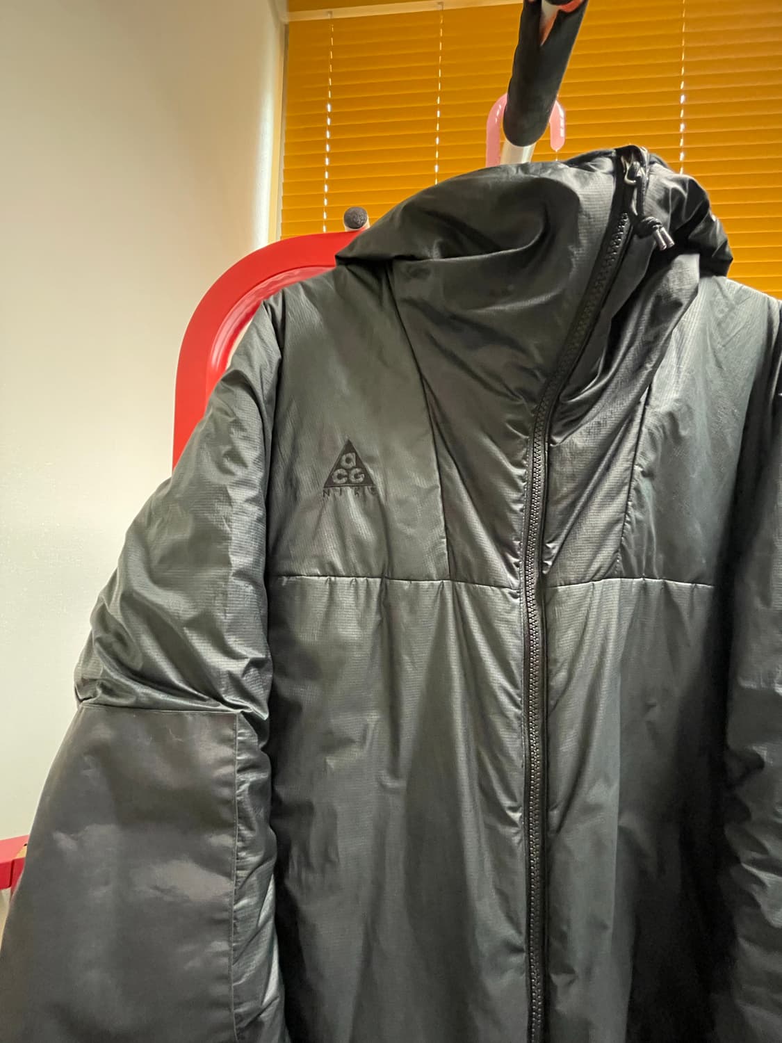 나이키 acg 프리마로프트 패딩 상품이미지3