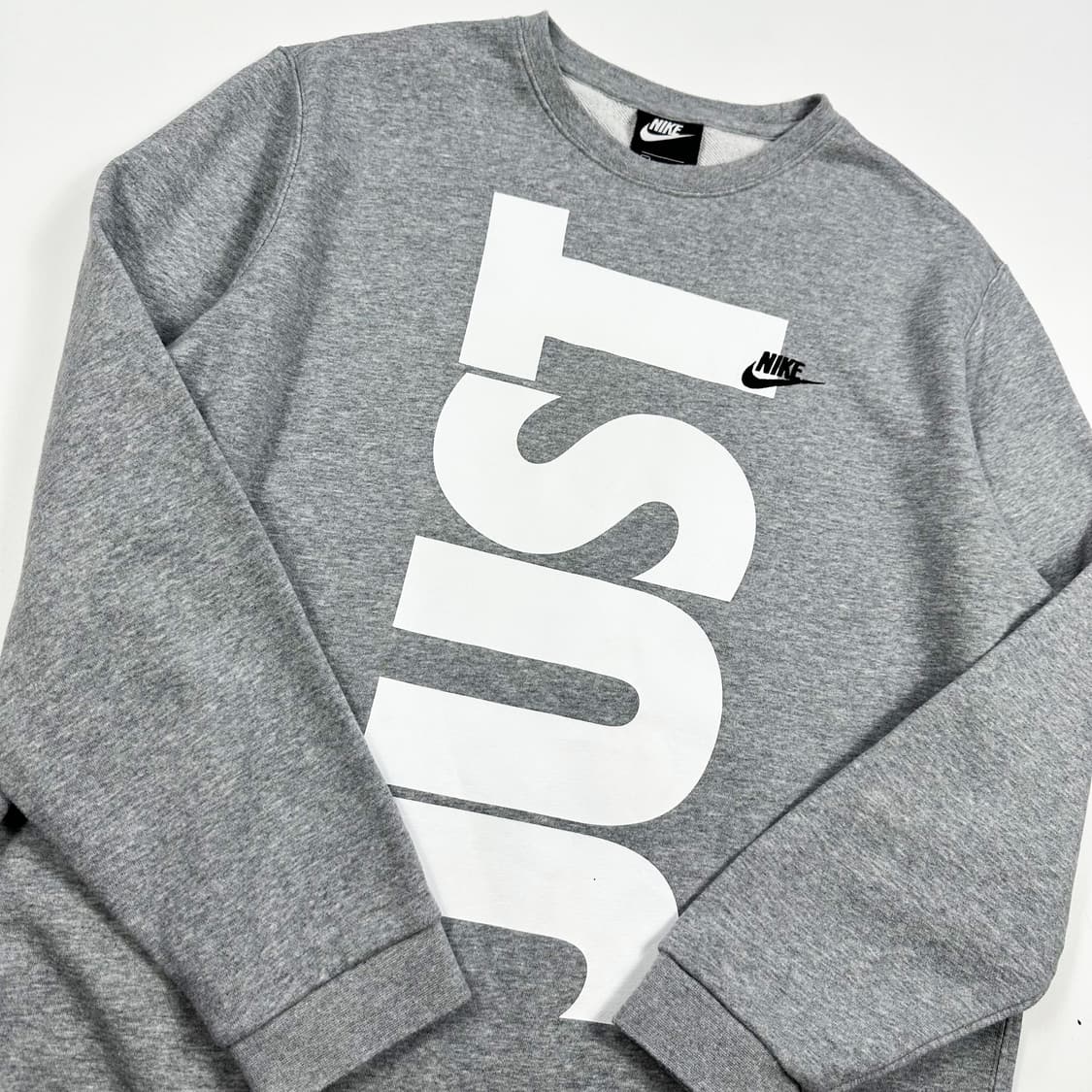 나이키 퓨추라 저스트 두잇 그레이 맨투맨 (L) 상품이미지4