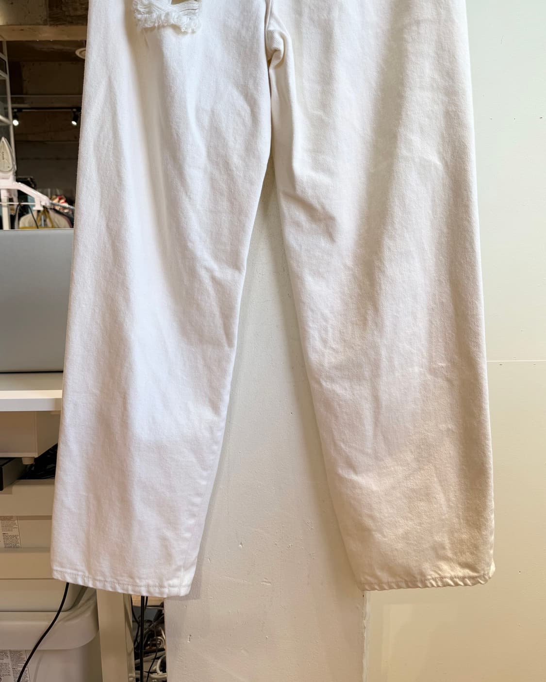 ych 화이트 디스트레스드 데님 팬츠  상품이미지7