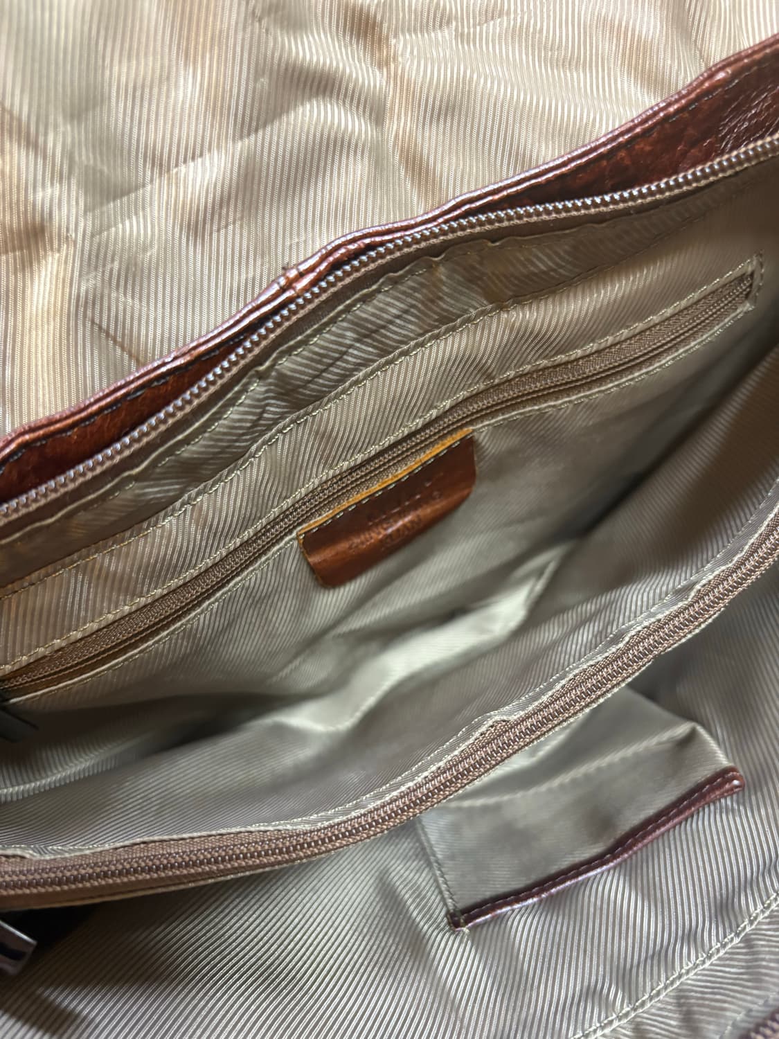   빈티지 브라운 가죽 버클 숄더백  상품이미지5